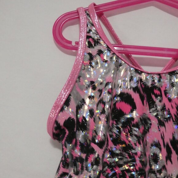 IN DANCEWEAR | size 6 XL | Girls' Pink, Silver and Black Glittery Dance Outfit - Picture 3 of 16